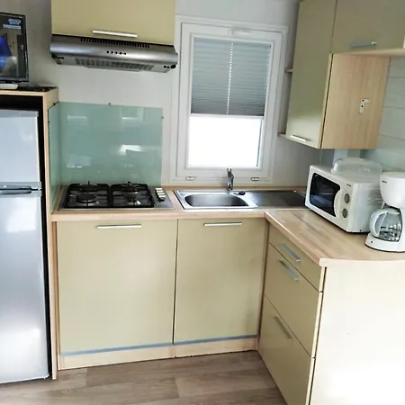 Campsite Mobil 4 Personnes Confort Port-la-Nouvelle